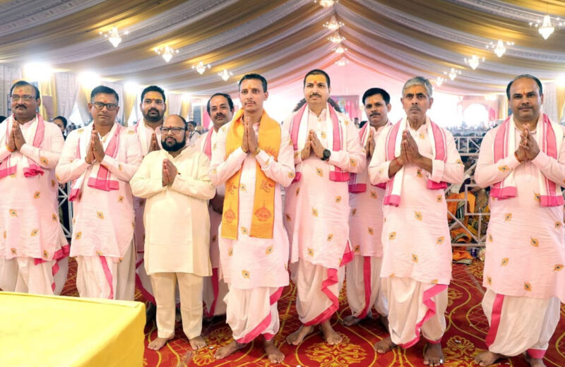 Group Pandits in Ritual