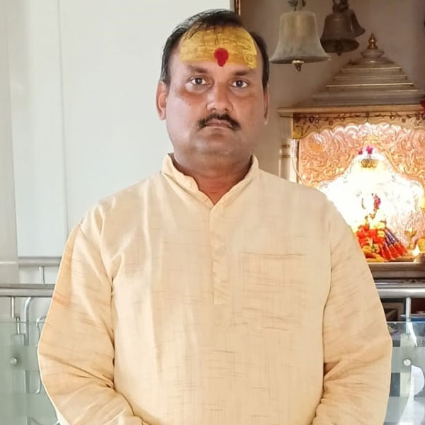 Shri Chandrama Mishra
